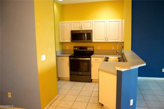 4213 Liron AVE 202, Fort Myers, FL 33916