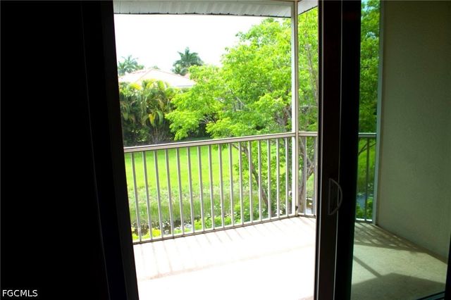 4213 Liron AVE 202, Fort Myers, FL 33916