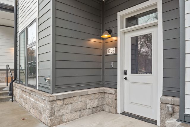 1268 3rd Ave, S, Nashville, TN 37210