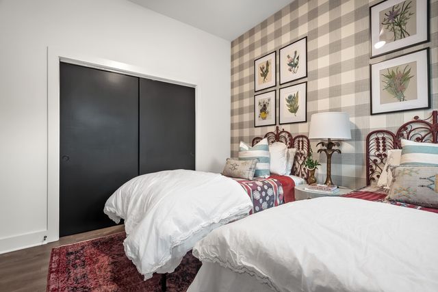 1268 3rd Ave, S, Nashville, TN 37210