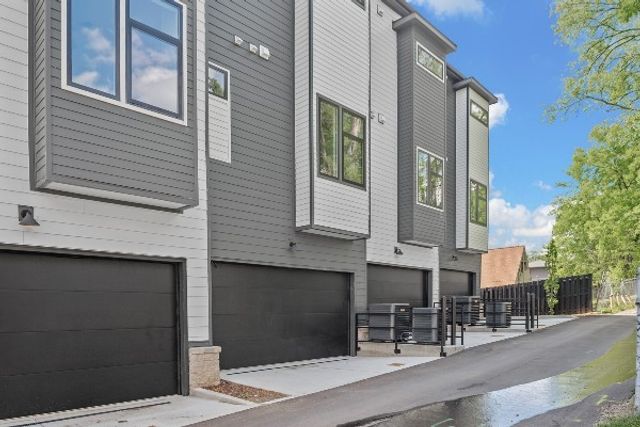 1268 3rd Ave, S, Nashville, TN 37210