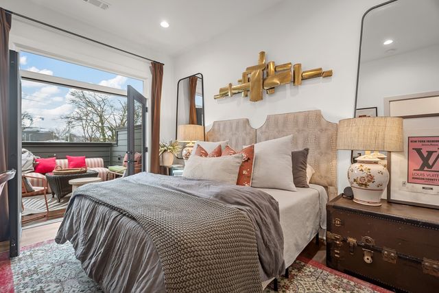 1268 3rd Ave, S, Nashville, TN 37210