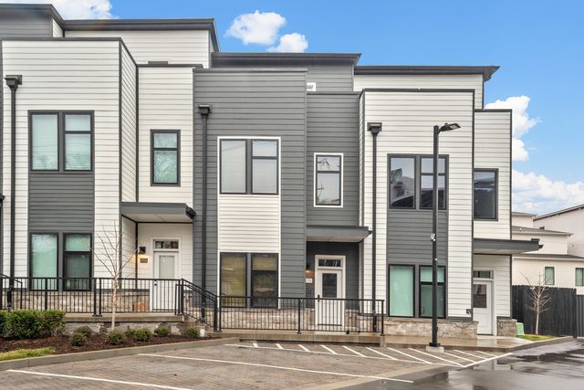 1268 3rd Ave, S, Nashville, TN 37210