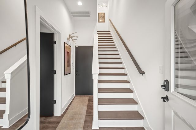 1268 3rd Ave, S, Nashville, TN 37210