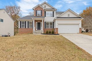 2813 Glenlocke NW Way, Atlanta, GA 30318