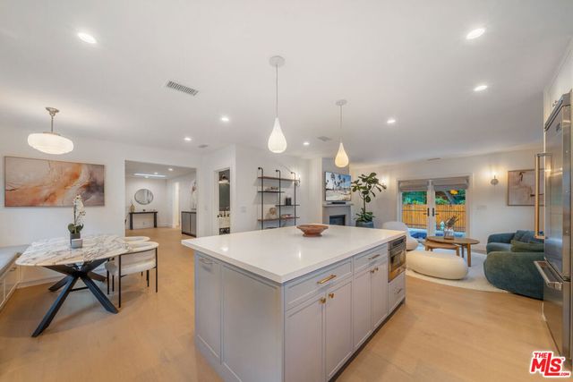 1948 N Curson Avenue, Los Angeles, CA 90046