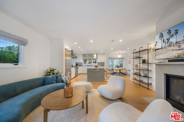 1948 N Curson Avenue, Los Angeles, CA 90046