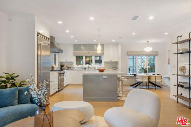 1948 N Curson Avenue, Los Angeles, CA 90046