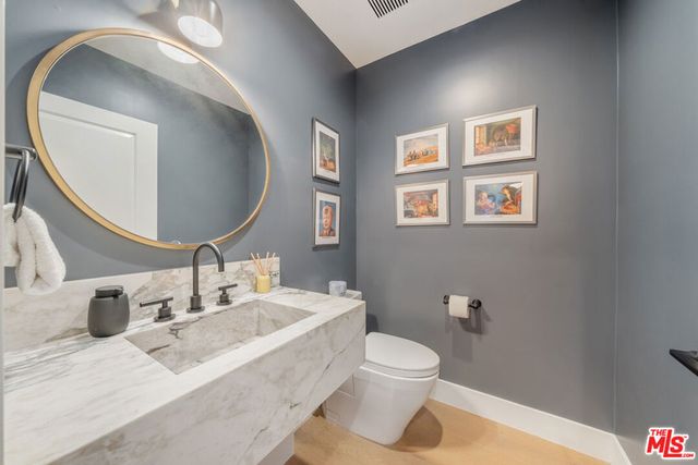 1948 N Curson Avenue, Los Angeles, CA 90046