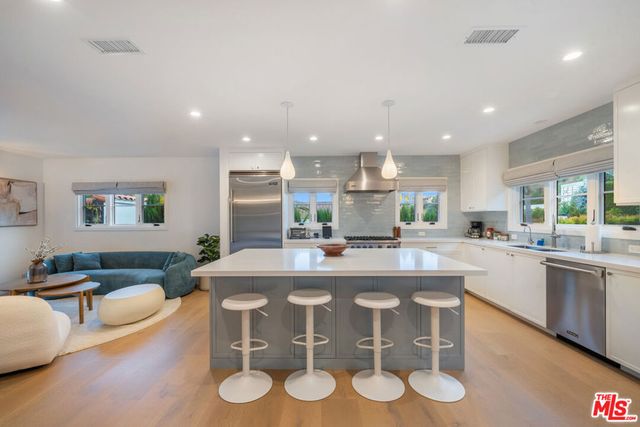 1948 N Curson Avenue, Los Angeles, CA 90046