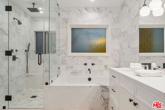 1948 N Curson Avenue, Los Angeles, CA 90046