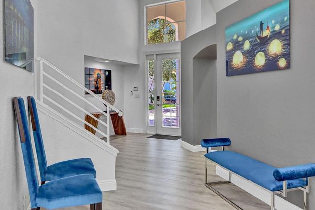 6631 NW 43rd Terrace, Boca Raton, FL 33496