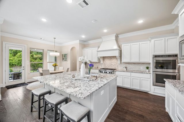 177 Caledonia Circle Circle, Montgomery, TX 77316