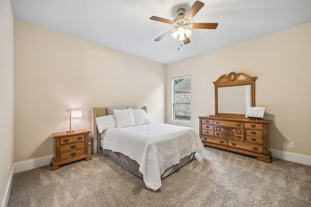 177 Caledonia Circle Circle, Montgomery, TX 77316