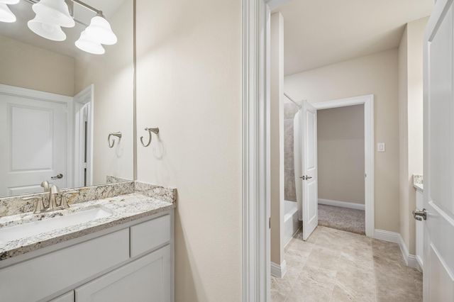177 Caledonia Circle Circle, Montgomery, TX 77316