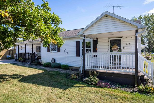 715 E Franklin Street, Albany, IN 47320