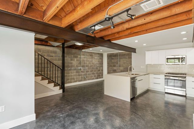 2005 Portsmouth Street C, Houston, TX 77098