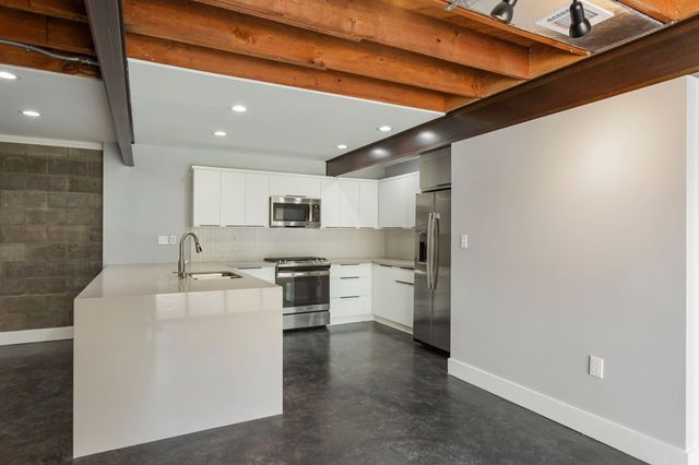 2005 Portsmouth Street C, Houston, TX 77098