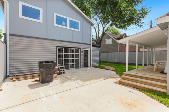 2005 Portsmouth Street C, Houston, TX 77098