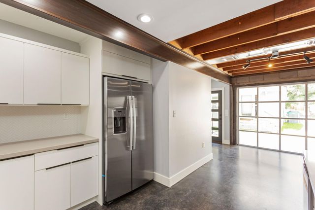 2005 Portsmouth Street C, Houston, TX 77098