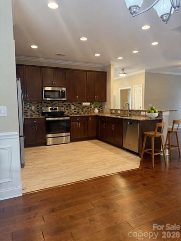 11607 Meetinghouse Drive, Cornelius, NC 28031