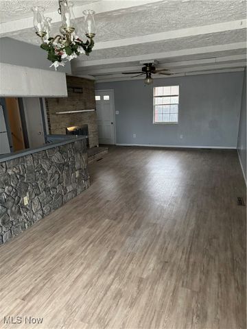 302 57th Street, Vienna, WV 26105