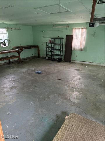 302 57th Street, Vienna, WV 26105