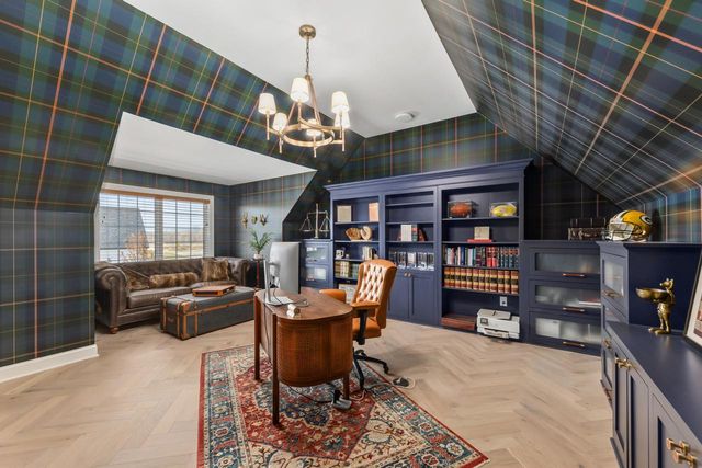 20285 Newport LANE, Brookfield, WI 53045