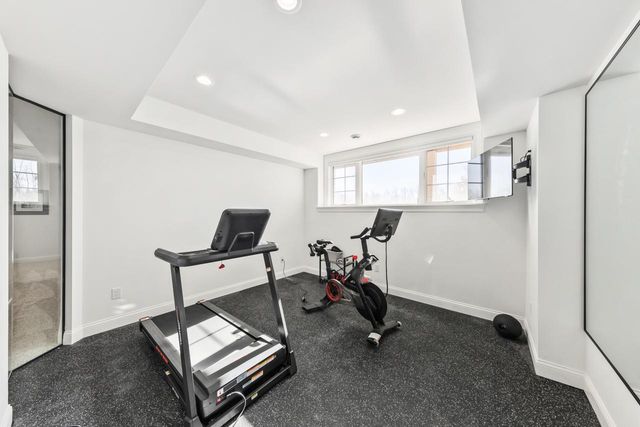 20285 Newport LANE, Brookfield, WI 53045