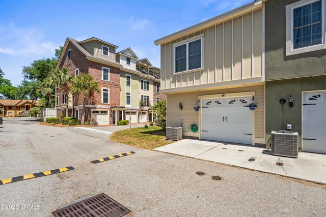 55 Battery Creek Club Drive, Beaufort, SC 29902