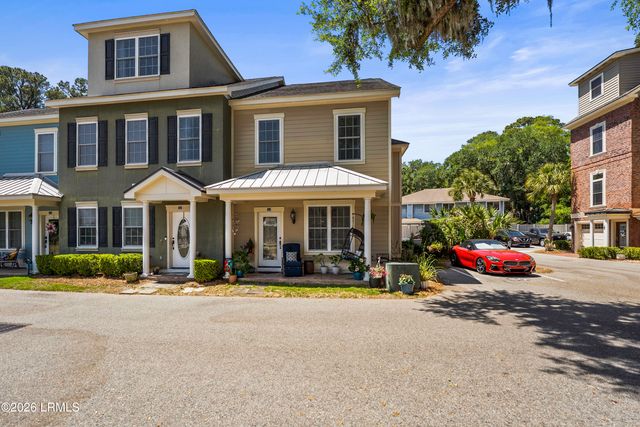 55 Battery Creek Club Drive, Beaufort, SC 29902