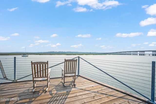 55 Battery Creek Club Drive, Beaufort, SC 29902