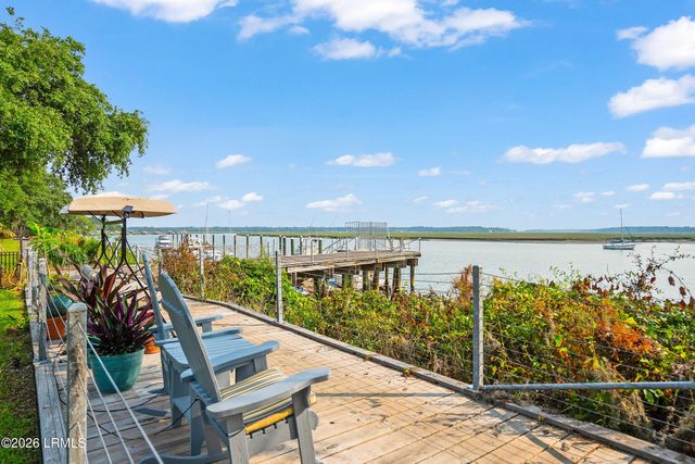 55 Battery Creek Club Drive, Beaufort, SC 29902