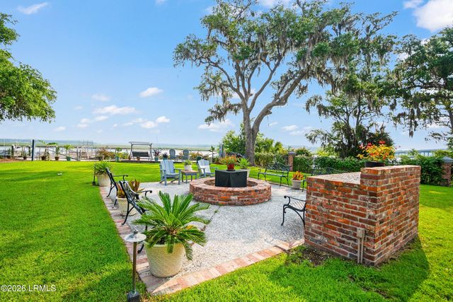 55 Battery Creek Club Drive, Beaufort, SC 29902