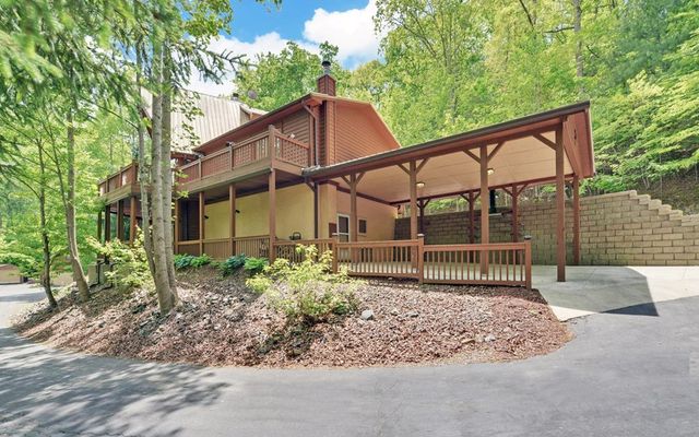 1720 Caney Creek Road, Murphy, NC 28906