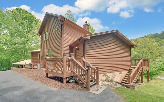 1720 Caney Creek Road, Murphy, NC 28906