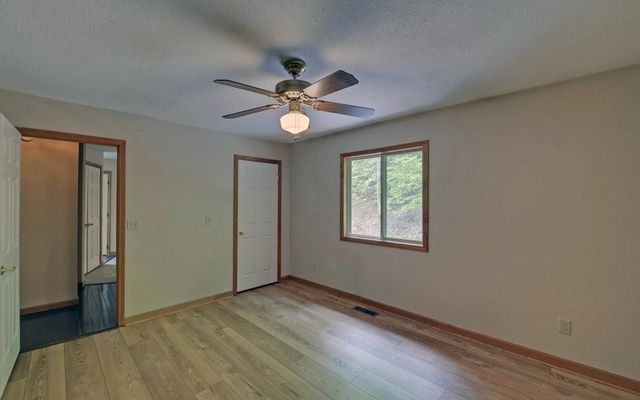 1720 Caney Creek Road, Murphy, NC 28906