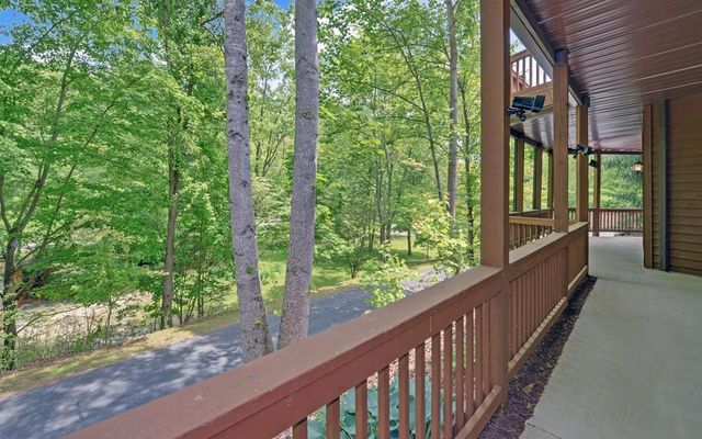 1720 Caney Creek Road, Murphy, NC 28906