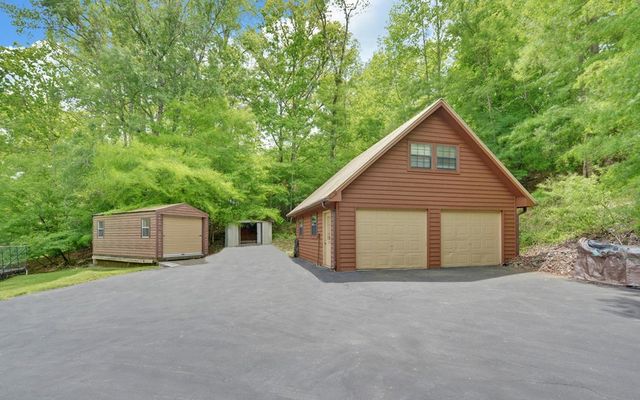1720 Caney Creek Road, Murphy, NC 28906