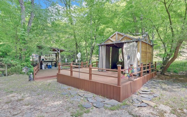 1720 Caney Creek Road, Murphy, NC 28906