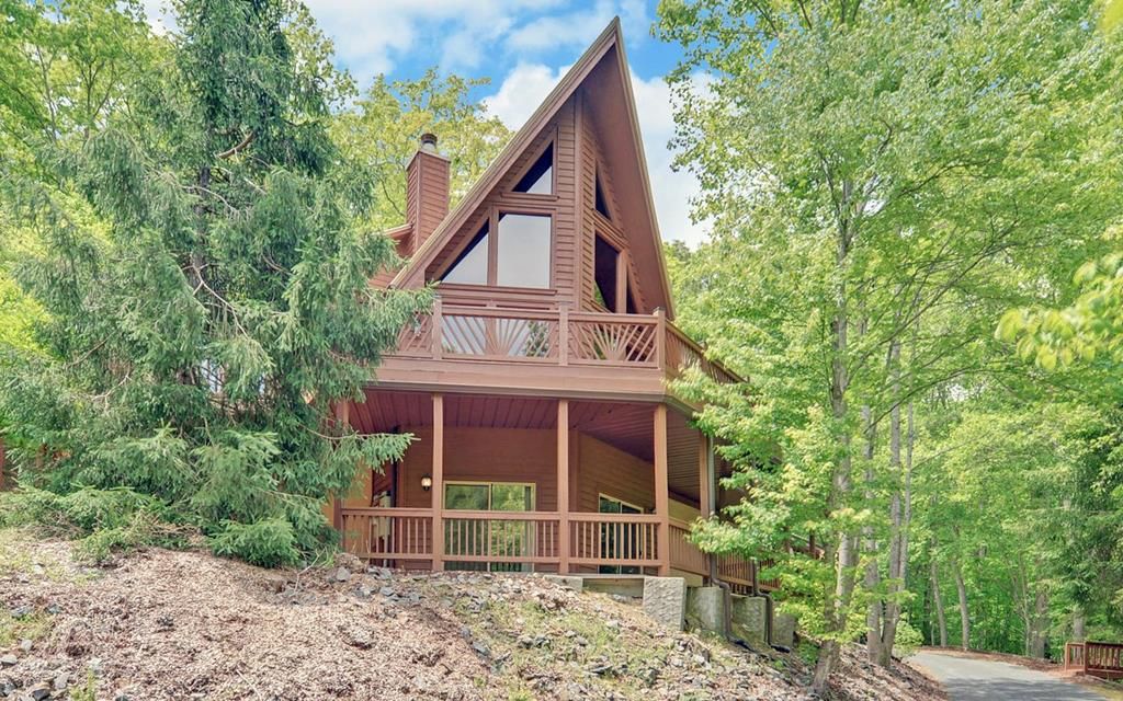 1720 Caney Creek Road, Murphy, NC 28906