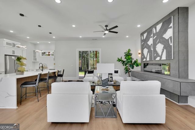 1863 Ben King Road NW, Kennesaw, GA 30144