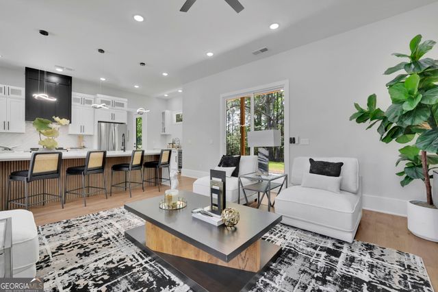 1863 Ben King Road NW, Kennesaw, GA 30144