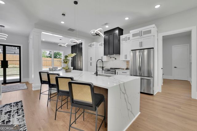 1863 Ben King Road NW, Kennesaw, GA 30144