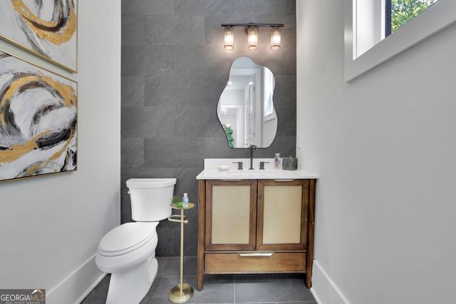 1863 Ben King Road NW, Kennesaw, GA 30144