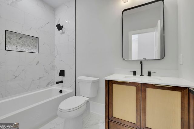 1863 Ben King Road NW, Kennesaw, GA 30144