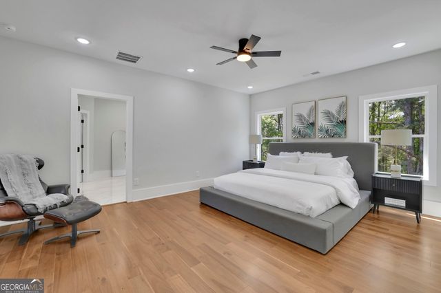 1863 Ben King Road NW, Kennesaw, GA 30144