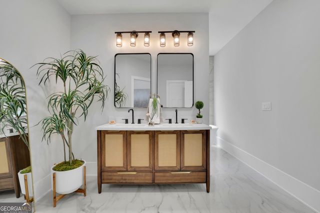 1863 Ben King Road NW, Kennesaw, GA 30144