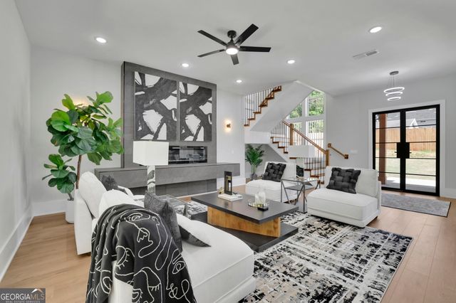 1863 Ben King Road NW, Kennesaw, GA 30144