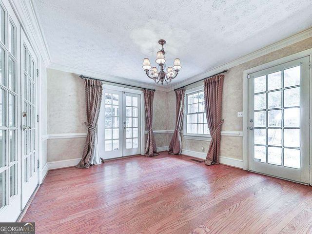 533 Campbell Hill Street NW, Marietta, GA 30060